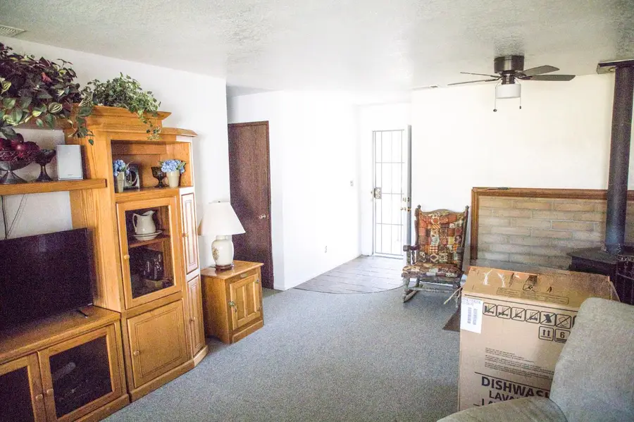 18998 N Lockewood Lane, Lockeford, CA 95237 - #3