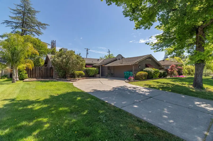 6960 N Pershing Avenue, Stockton, CA 95207 - #2