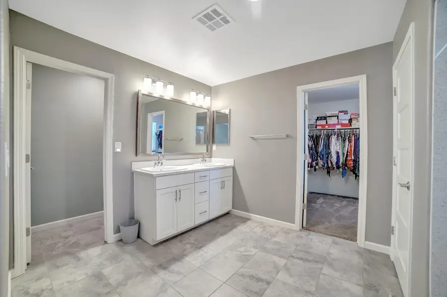 10707 Piave Way, Stockton, CA 95209 - #2