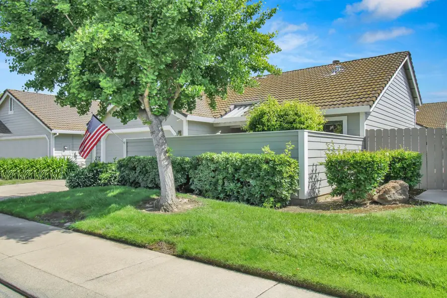 2204 Camborne Drive, Modesto, CA 95356 - #3