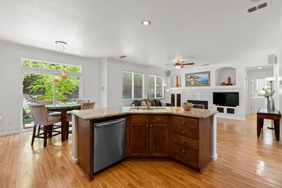 6540 Arcade Creek Way, Orangevale, CA 95662 - #3