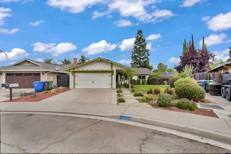 3161 Bridgeport Court, Turlock, CA 95382 - #2