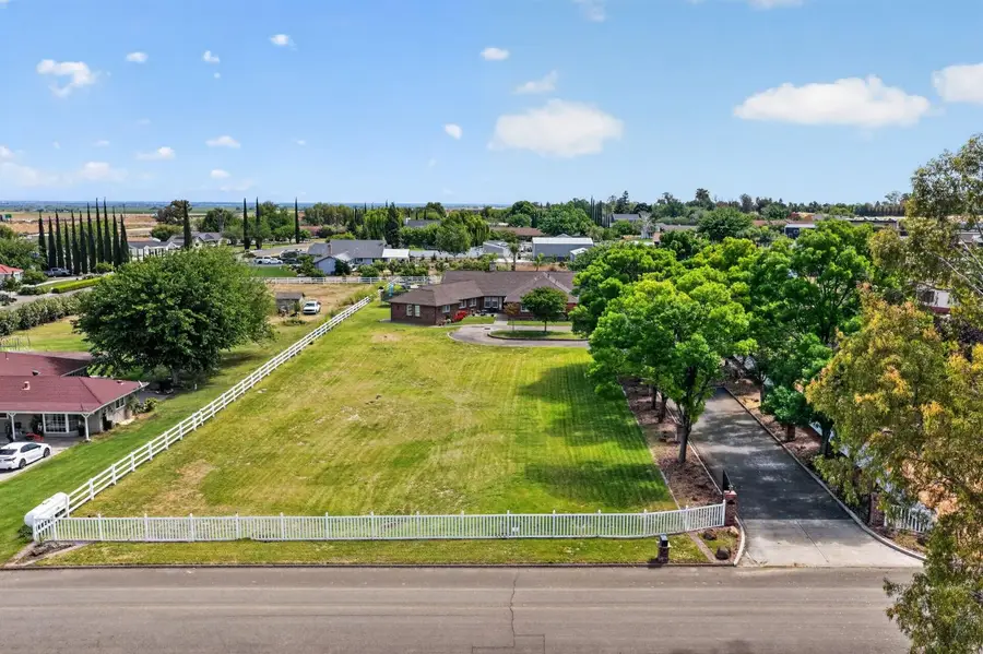 34672 Bernard Road, Tracy, CA 95377 - #2