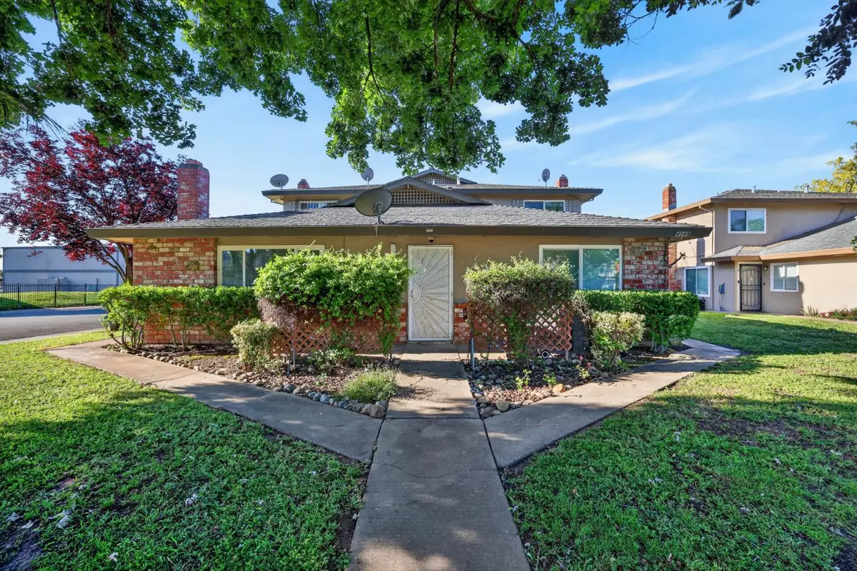 4149 Apostolo Circle, Sacramento, CA 95824 - #1