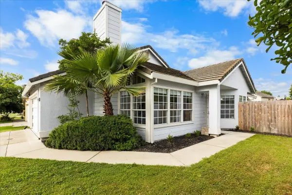 4391 Burgess Drive, Sacramento, CA 95838