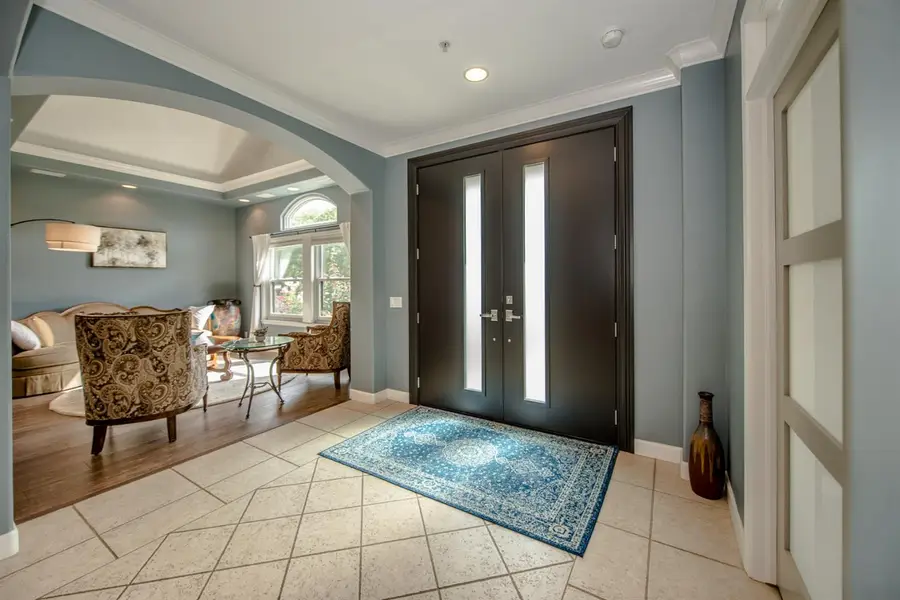 632 Wildwood Way, Woodland, CA 95695 - #2