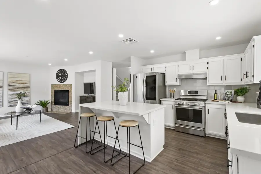 7996 Cavalier Way, Sacramento, CA 95832 - #2