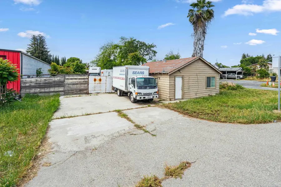 6615 Callander Avenue, Riverbank, CA 95367 - #3