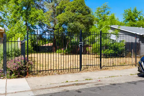 4046 43rd Street, Sacramento, CA 95820