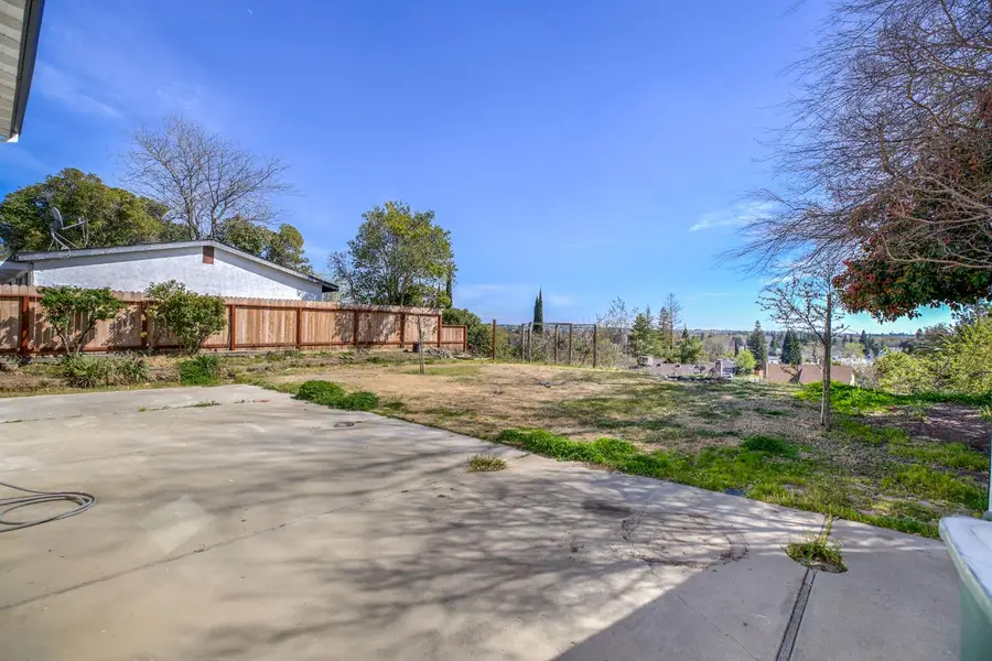 5875 Casa Grande Avenue, Rocklin, CA 95677 - #2