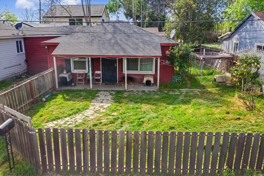 815 King Avenue, Stockton, CA 95203 - #2