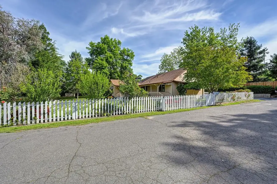 7565 Willow Way, Citrus Heights, CA 95610 - #2