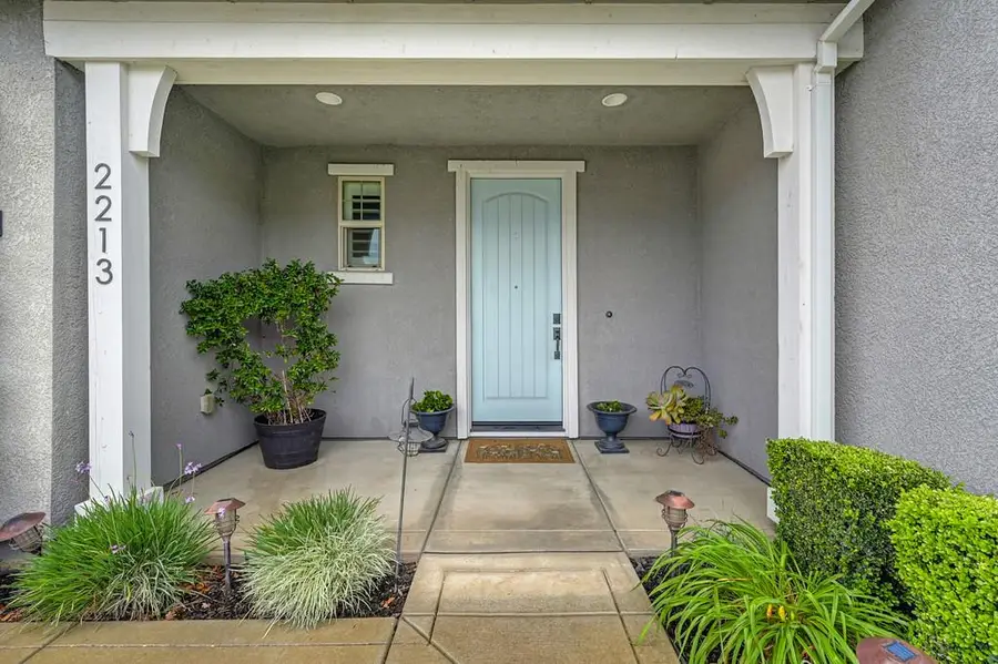 2213 Campolina Way, Oakdale, CA 95361 - #2