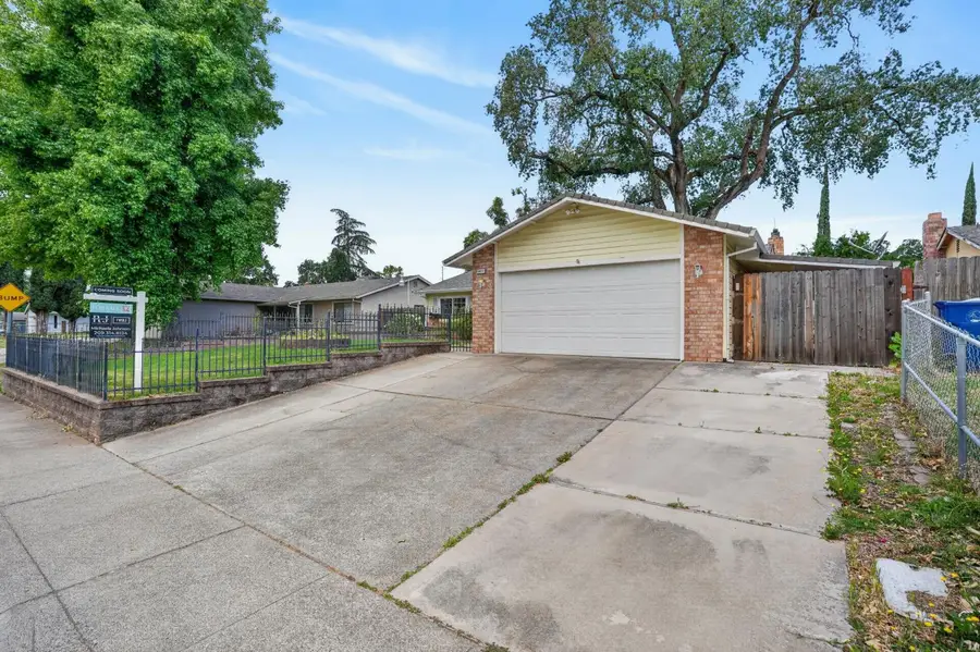 6433 Terra Way, Citrus Heights, CA 95610 - #2