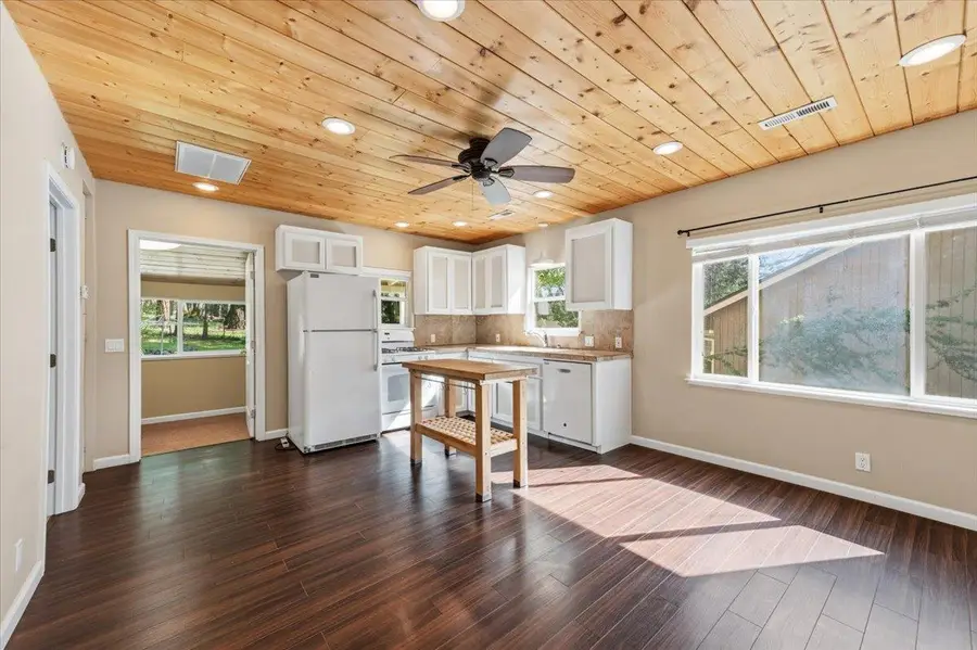 10747 Bartlett Drive, Grass Valley, CA 95945 - #2