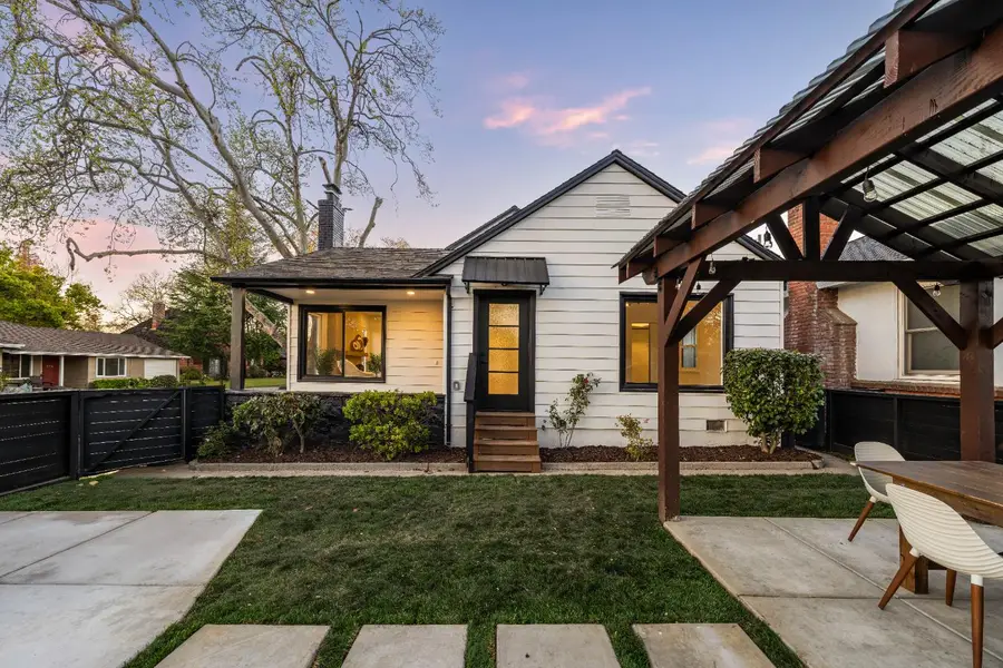 5401 J Street, Sacramento, CA 95819 - #3