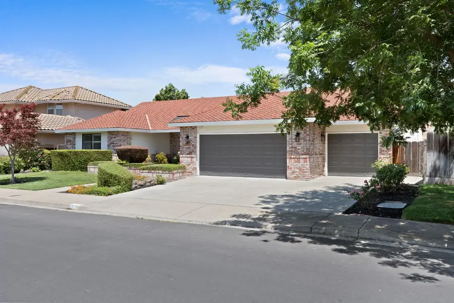 3729 Springcreek Drive, Modesto, CA 95355 - #2