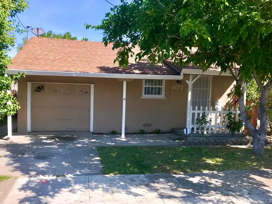 877 Eleanor Avenue, Sacramento, CA 95815 - #2