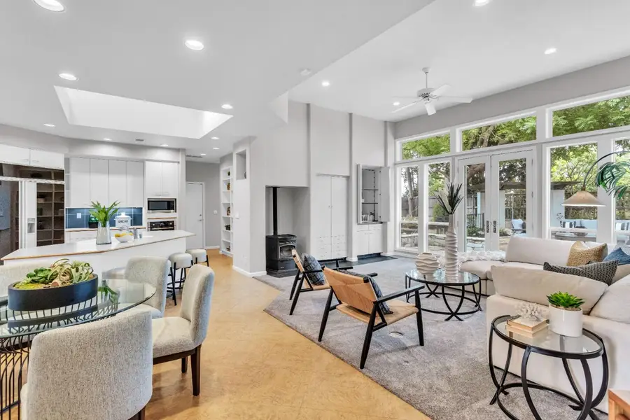 601 Mockingbird Place, Davis, CA 95616 - #2