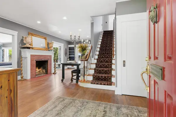 604 Magnolia Avenue, Modesto, CA 95354