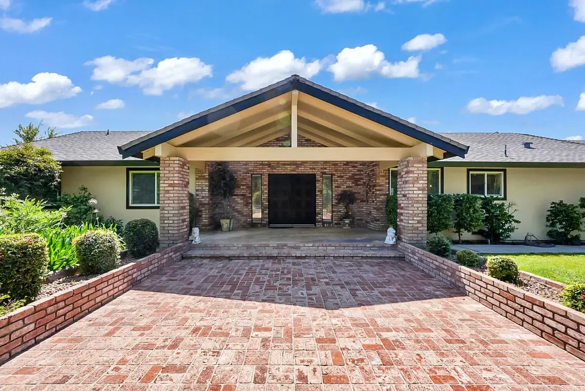 6112 E Slaton Ct, Stockton, CA 95215 - #1