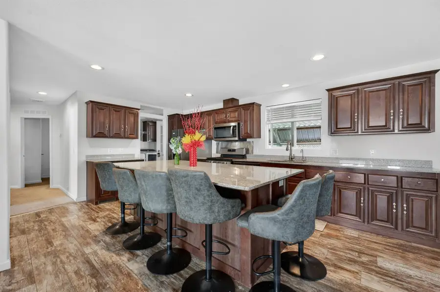 6410 Capital Circle #32, Sacramento, CA 95828 - #3