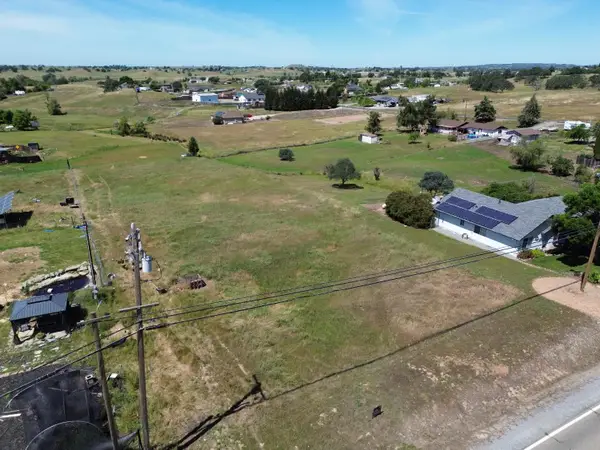 3665 Curran Road, Ione, CA 95640