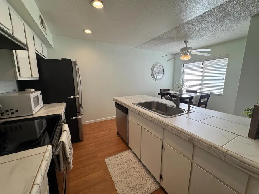 600 Del Verde Circle #6, Sacramento, CA 95833 - #3