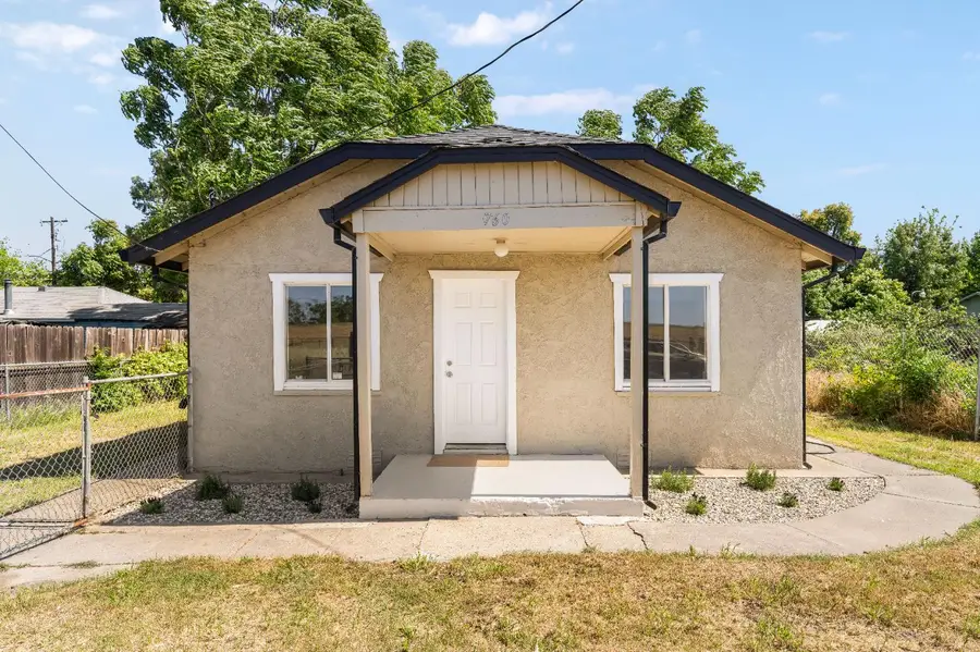 760 Sycamore Avenue, Olivehurst, CA 95961 - #2