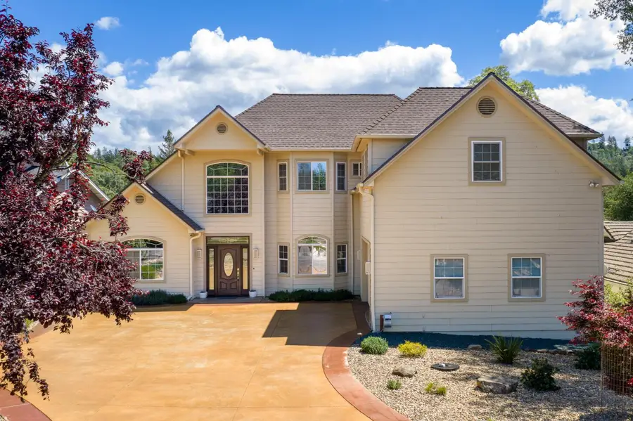 18073 Jayhawk Drive, Penn Valley, CA 95946 - #2