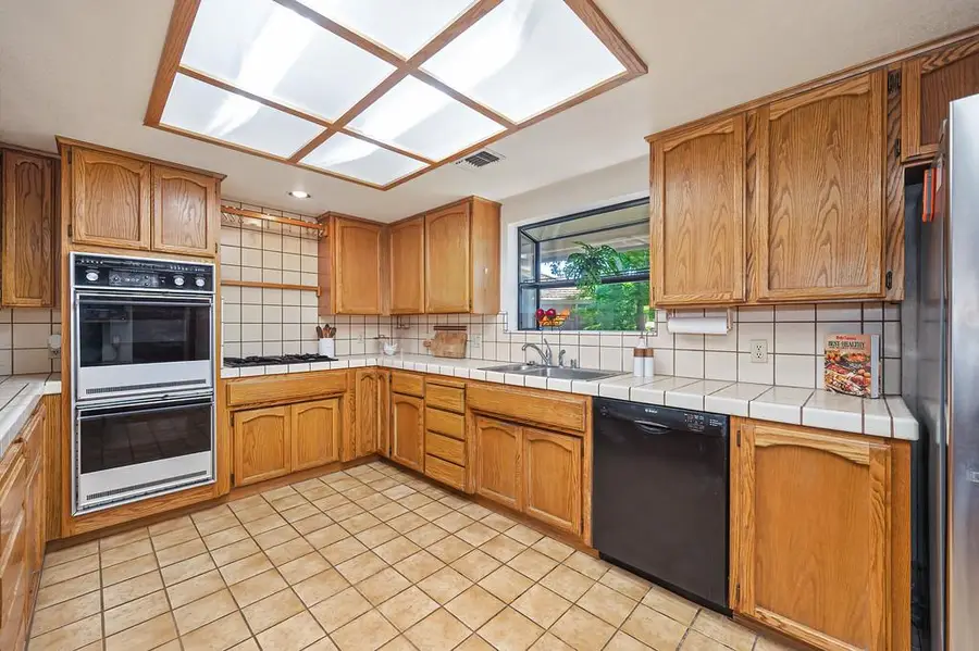 4124 Mindt Court, Carmichael, CA 95608 - #2