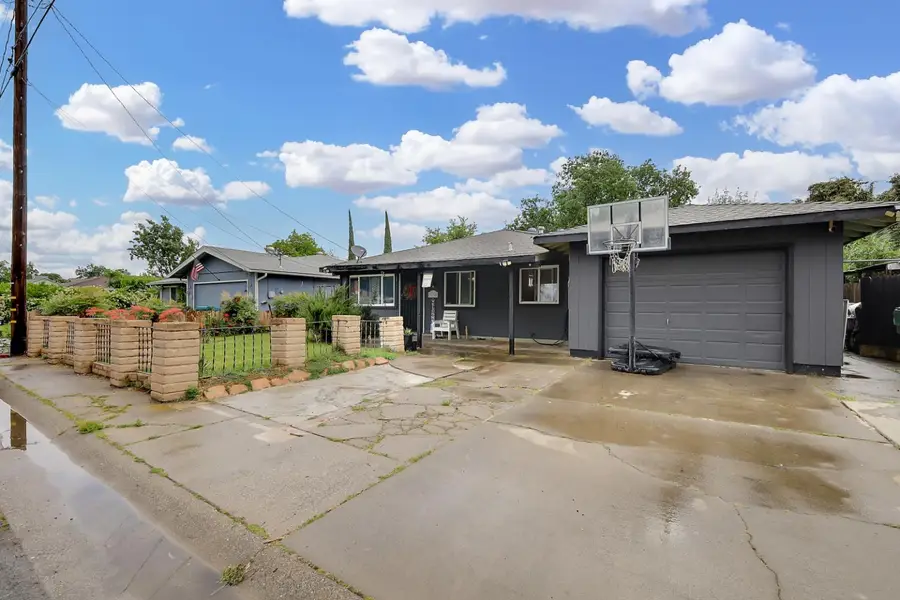 3132 4th St, Biggs, CA 95917 - #2