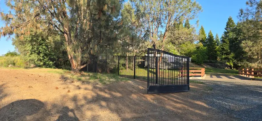 0 2059 Bell Road, Auburn, CA 95602 - #3