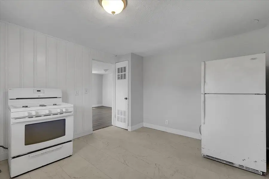 1613 9th Avenue, Olivehurst, CA 95961 - #2