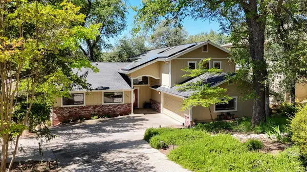 12462 Lake Wildwood Drive, Penn Valley, CA 95946
