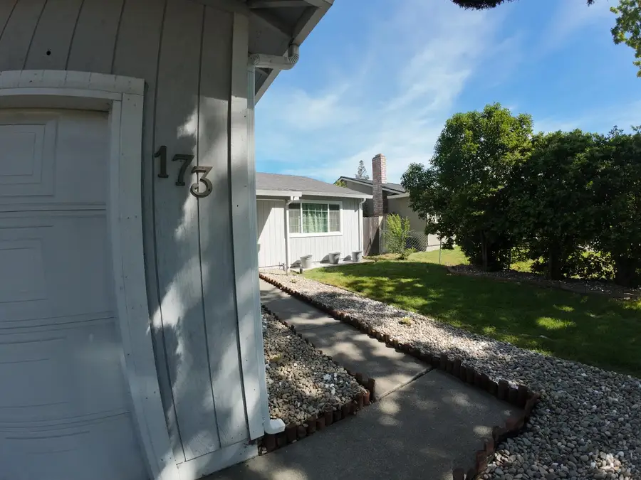 173 Bell Avenue, Sacramento, CA 95838 - #2