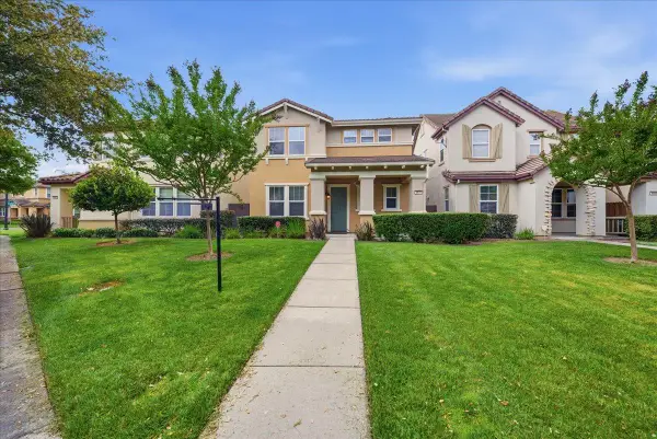 4979 Madamin Way, Sacramento, CA 95835