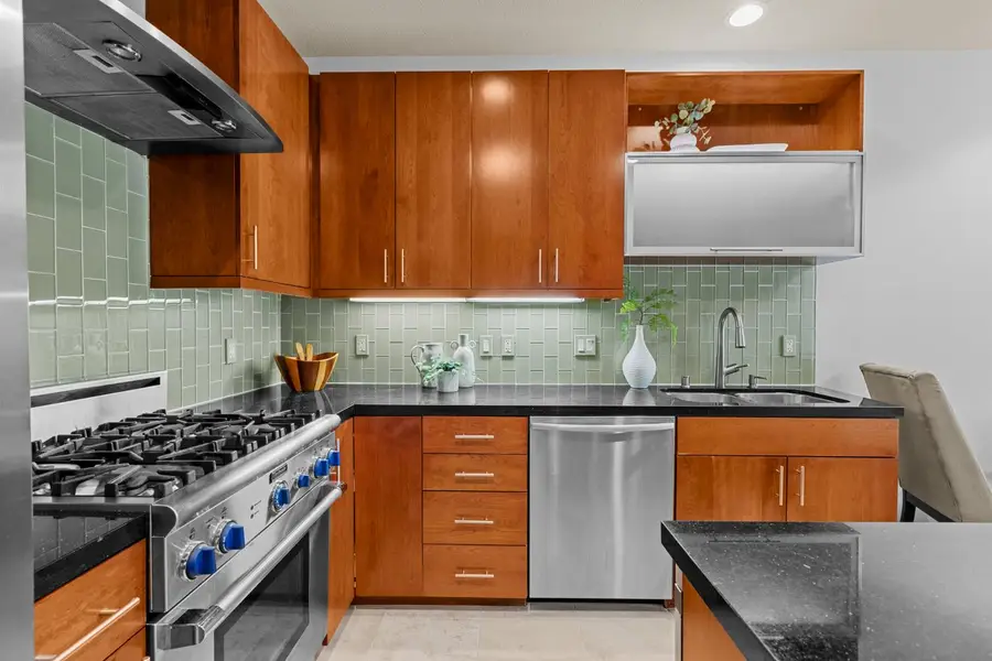 2025 S Street #202, Sacramento, CA 95811 - #3