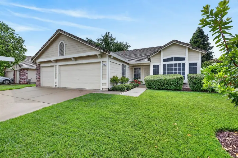 5524 Elgin Hills Way, Antelope, CA 95843 - #3