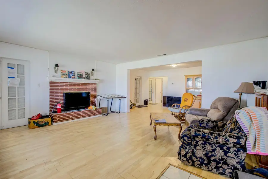 8758 Florin Road, Sacramento, CA 95828 - #2