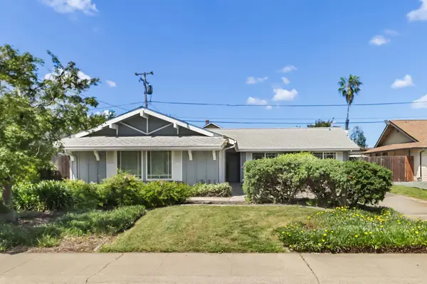 7649 Lindale Drive, Sacramento, CA 95828