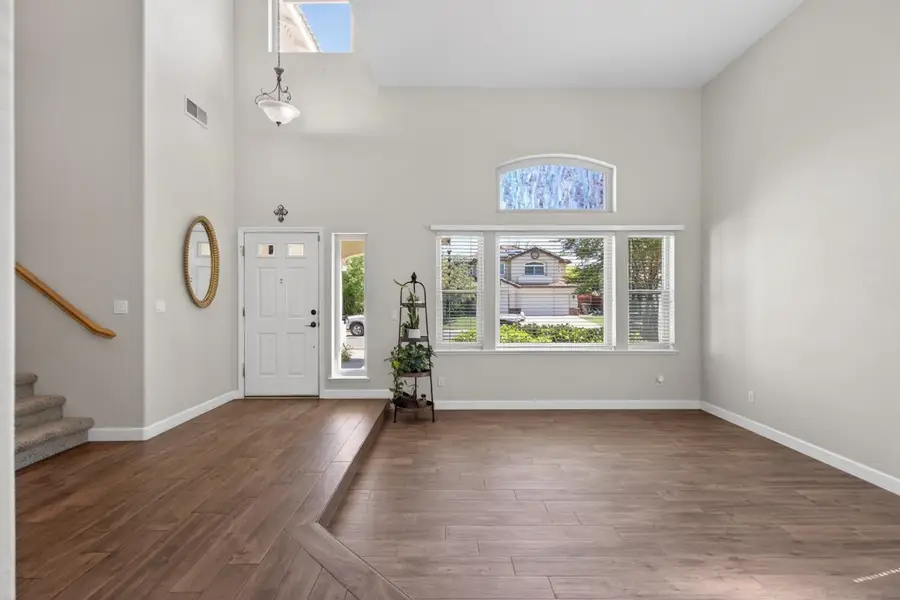 1064 Caragh Street, Roseville, CA 95747 - #3