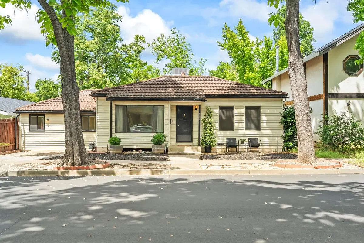 121 Carmel Avenue, Roseville, CA 95678 - #1