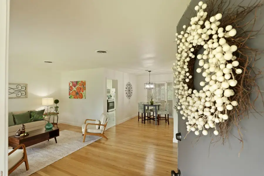 32 E Mckenzie Avenue, Stockton, CA 95204 - #3