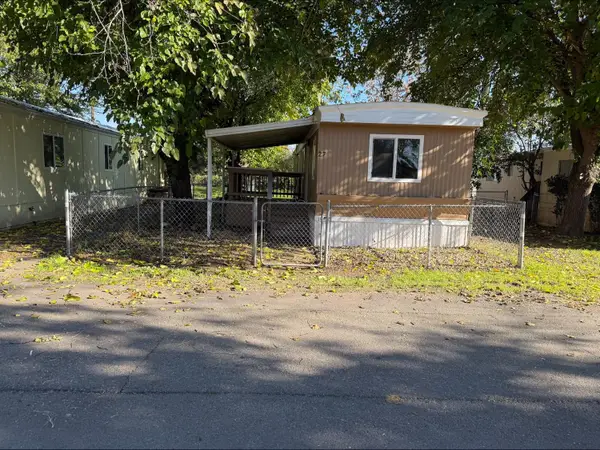 6950 Riverland Drive #27, Redding, CA 96002