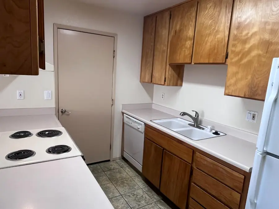 6049 Woodminster Circle, Orangevale, CA 95662 - #3