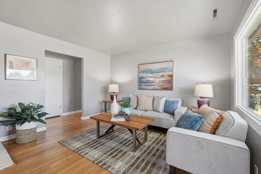 1119 Darnel Way, Sacramento, CA 95822 - #2