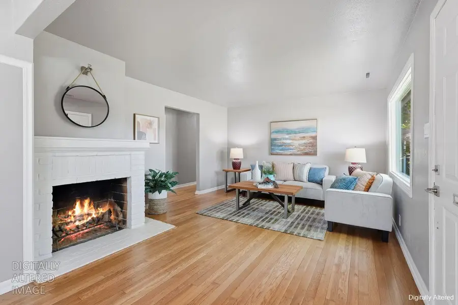 1119 Darnel Way, Sacramento, CA 95822 - #3