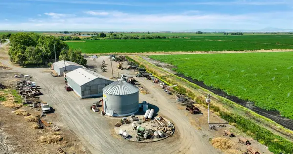 19701 Tyler Island Road, Walnut Grove, CA 95690