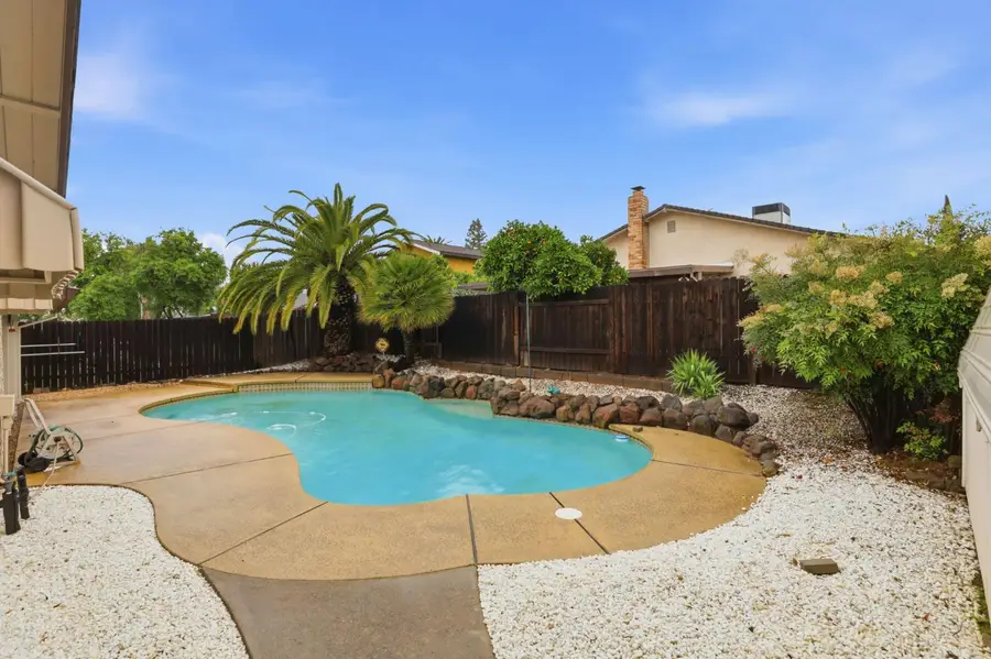 7085 Canelo Hills Drive, Citrus Heights, CA 95610 - #2